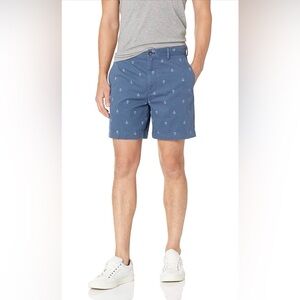 Amazon Essentials Mens Classic-Fit 7" Chino Shorts